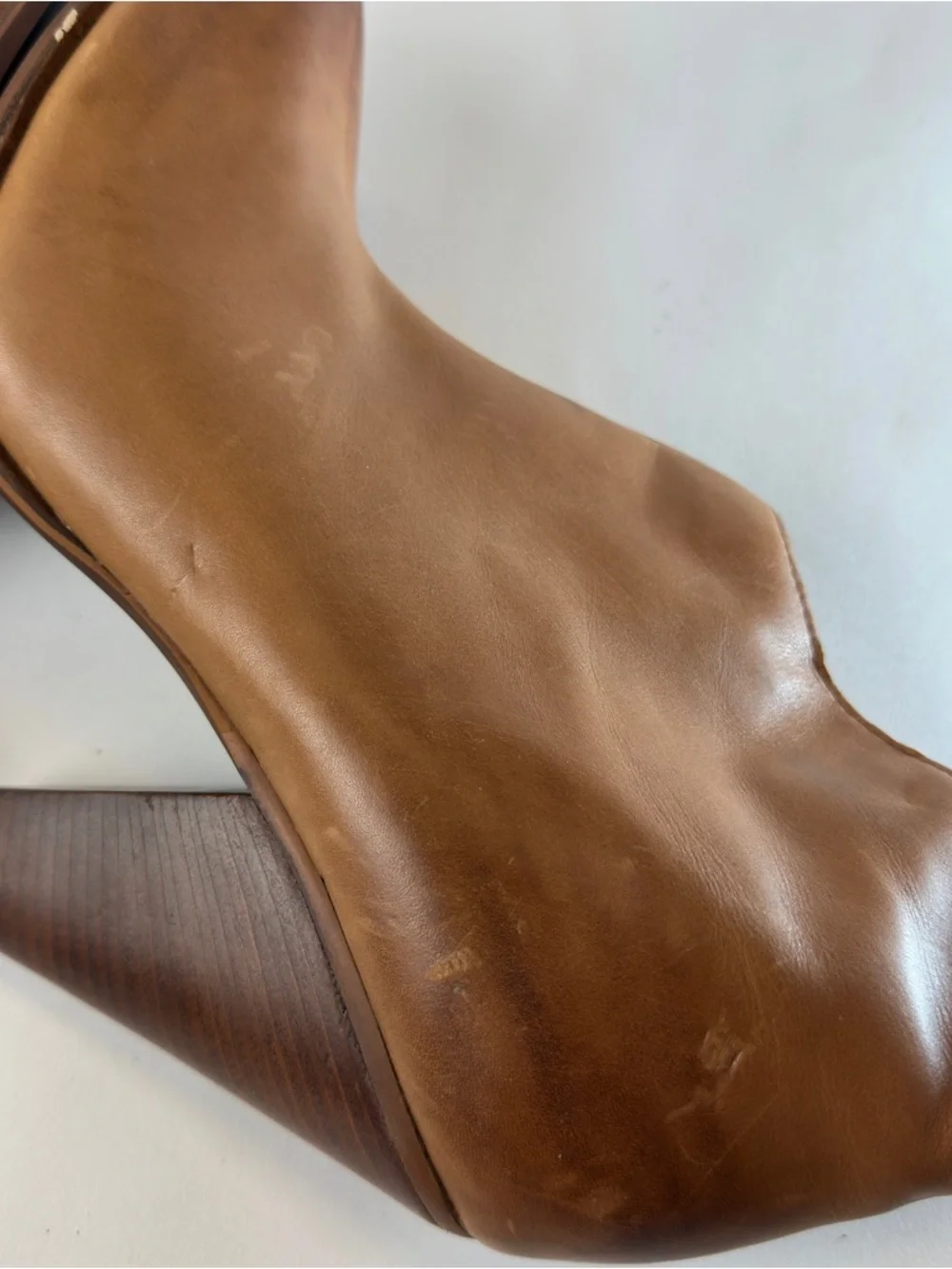Donald J. Pliner Vachetta Ivy-35Bootie Ankle Boots Tan LeatherBlock Heel 7.5 - Picture 4 of 15